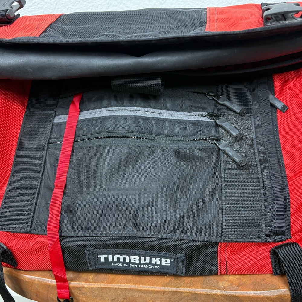 Timbuk2 Red and Black Classic Messenger Bag - Picture 3 of 14